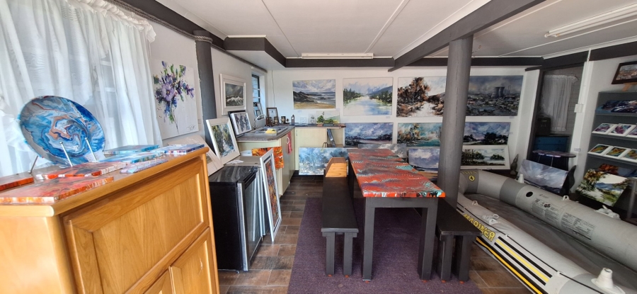 3 Bedroom Property for Sale in Stilbaai Wes Western Cape